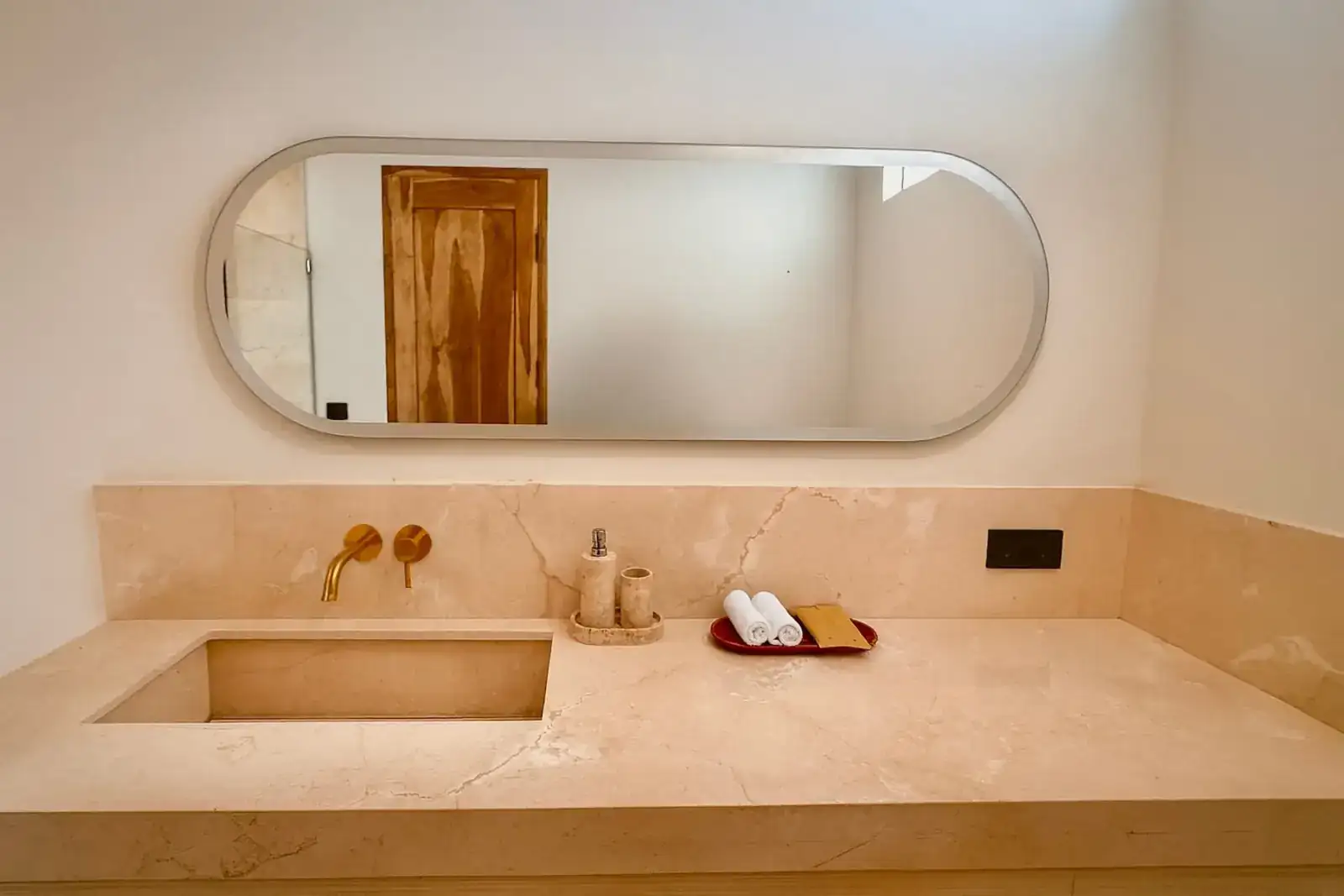 Oasis Dune Villas, private villas in Center Kuta Lombok, Indonesia — photo 6 of 6